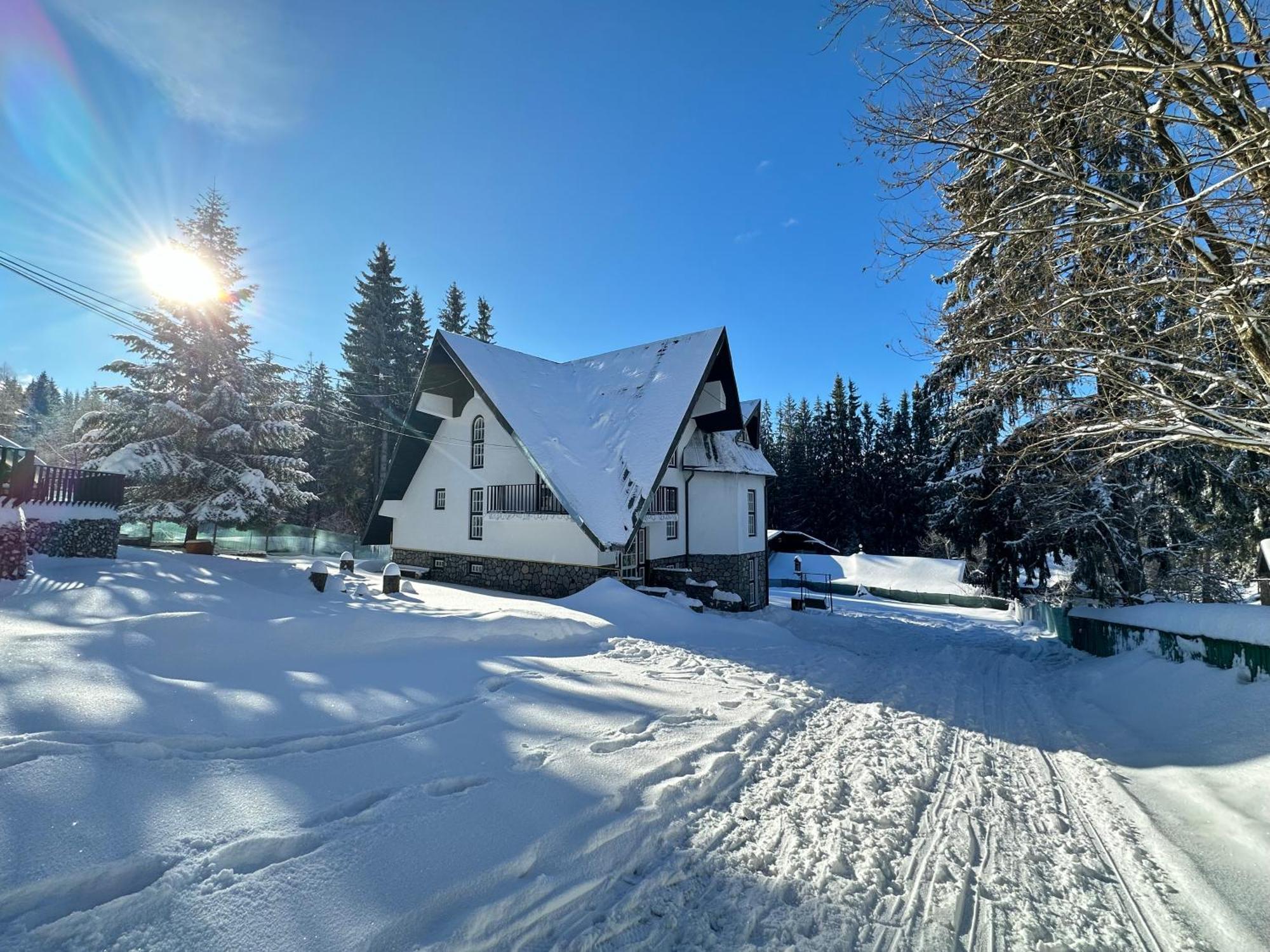 Pine Peak Apartments Предял Экстерьер фото